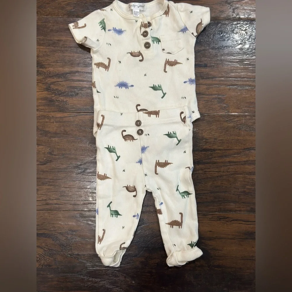 Bundle of baby boy clothes - Picture 5 of 7
